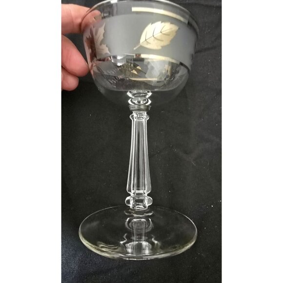 Set of 7 Vintage Libbey 5" Champagne Glasses Silver Foliage Design MCM - Picture 8 of 8